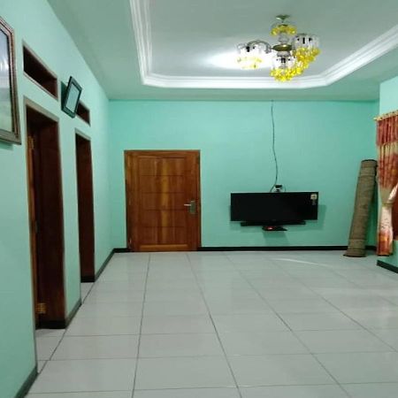 Villa Akbar Sawarna Luaran gambar