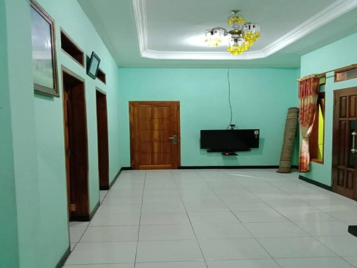 Villa Akbar Sawarna Luaran gambar