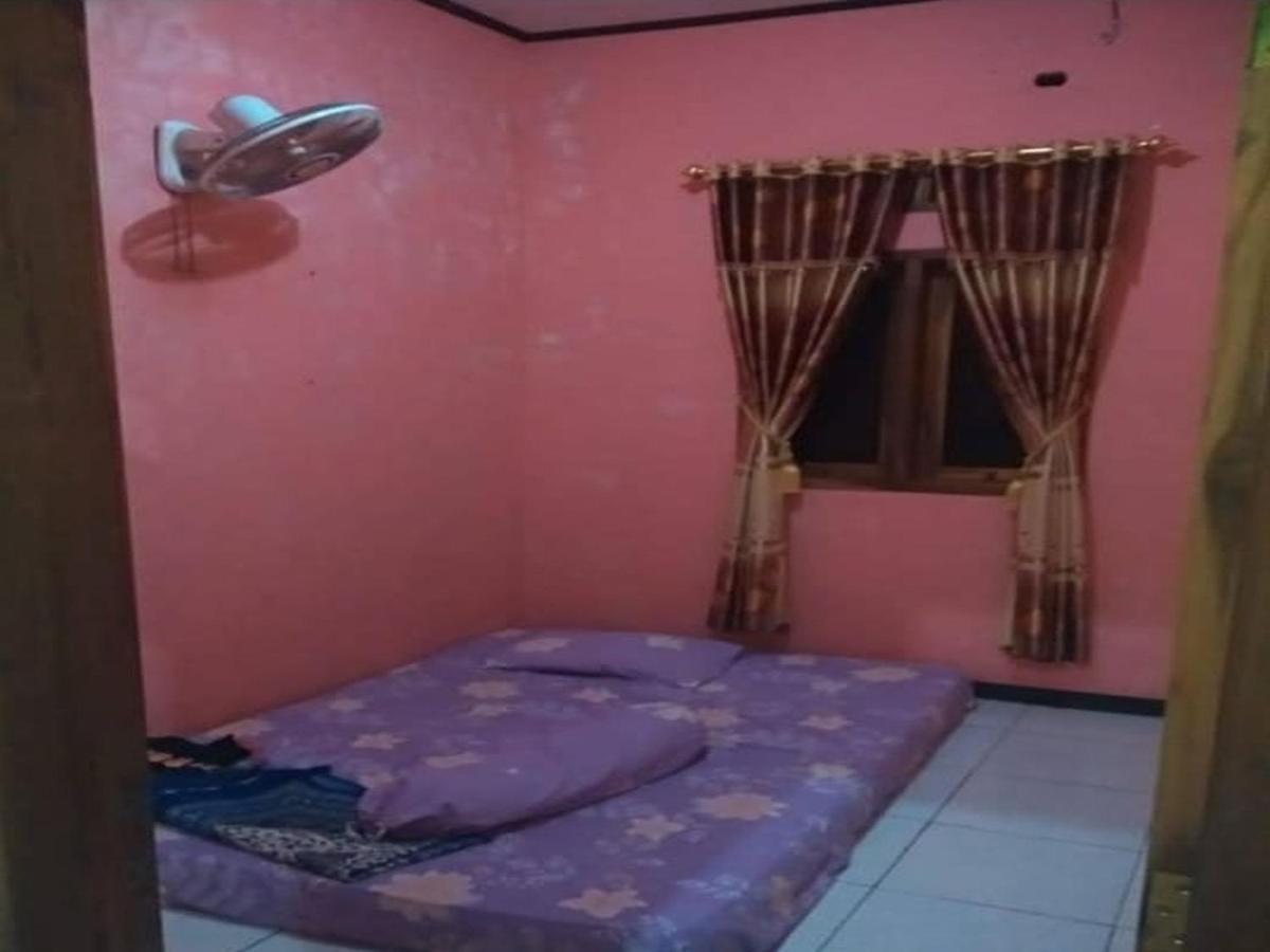 Villa Akbar Sawarna Luaran gambar